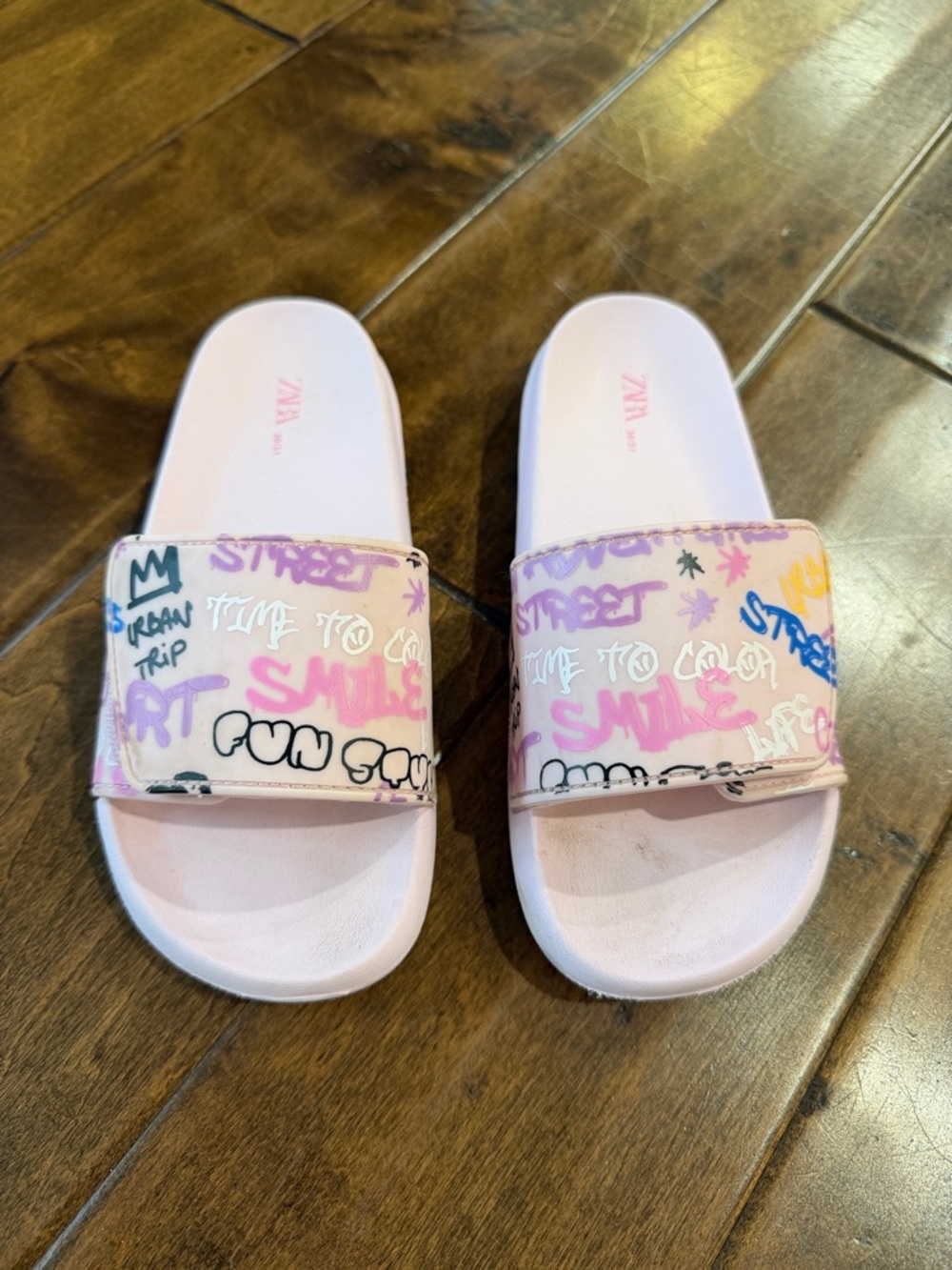 ZARA Pink Graffiti-Print Slide Sandals